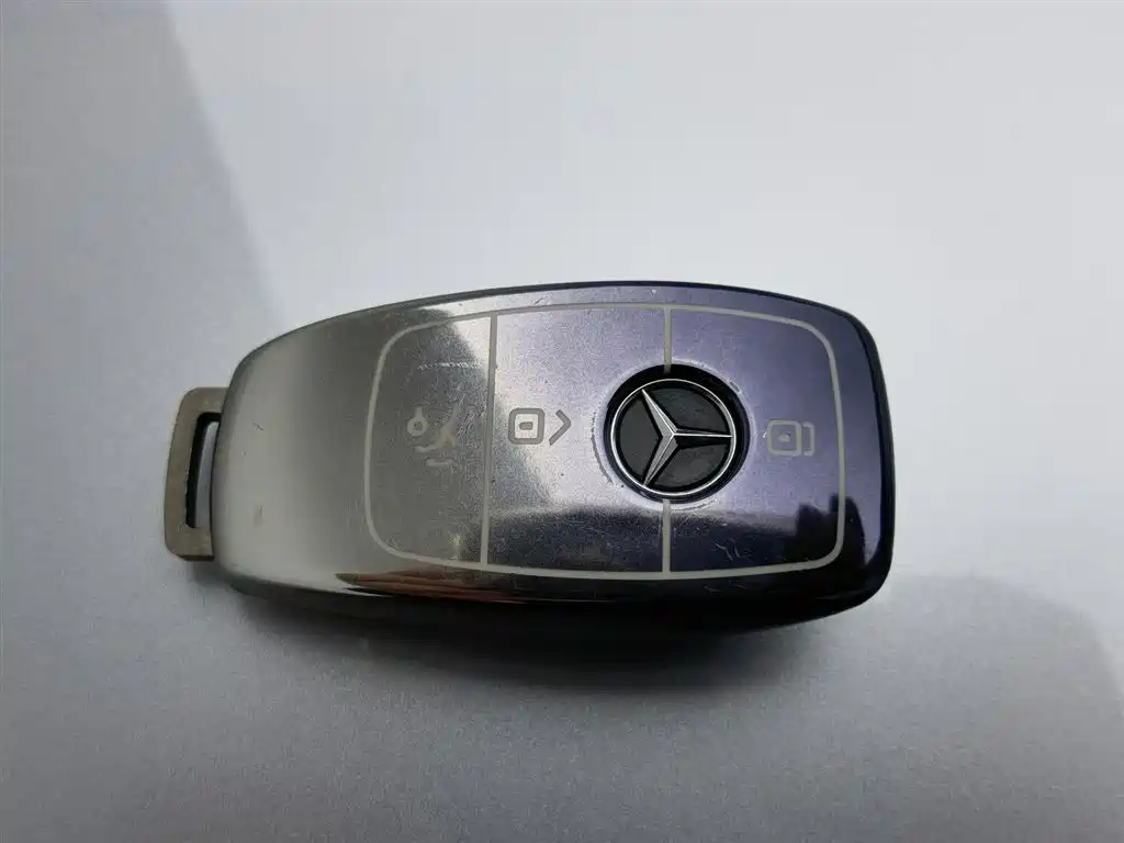 MERCEDES-BENZ E-CLASS (IMPORTED)