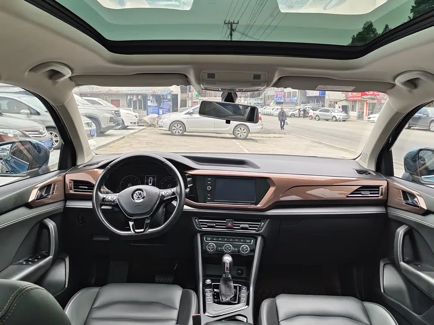 Volkswagen Tharu 2019 280TSI 2WD Luxury Edition China V фото 11
