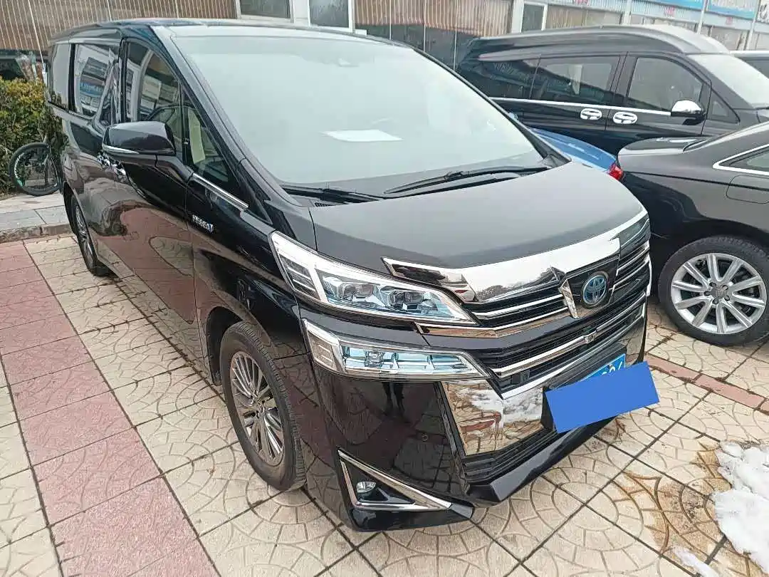 Toyota Vellfire 2021 Crown Hybrid 2.5L HV Supreme Edition фото 3