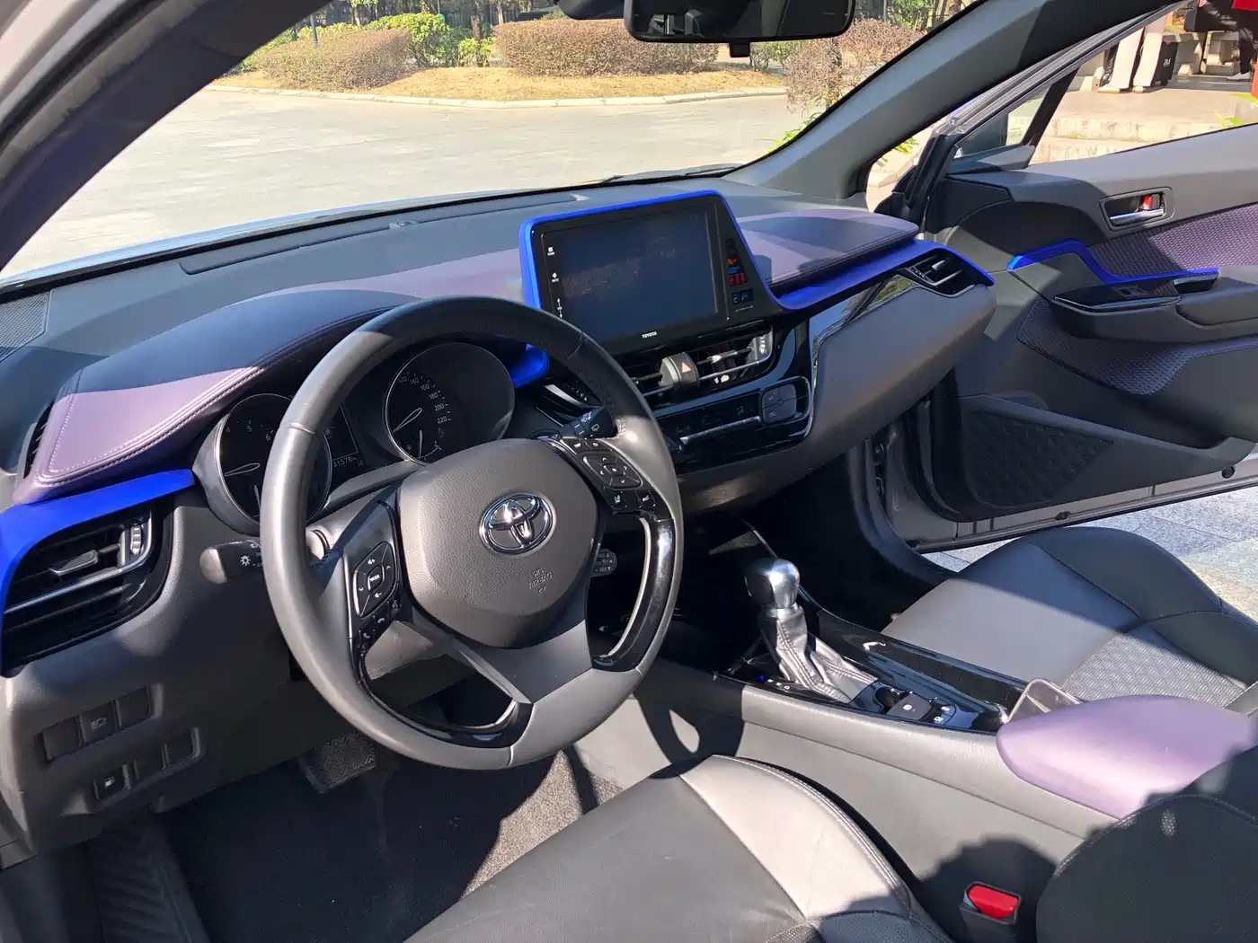 Toyota IZOA 2021 2.0L Yidong Edition фото 18