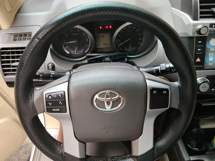 Toyota Prado (Import) 2015