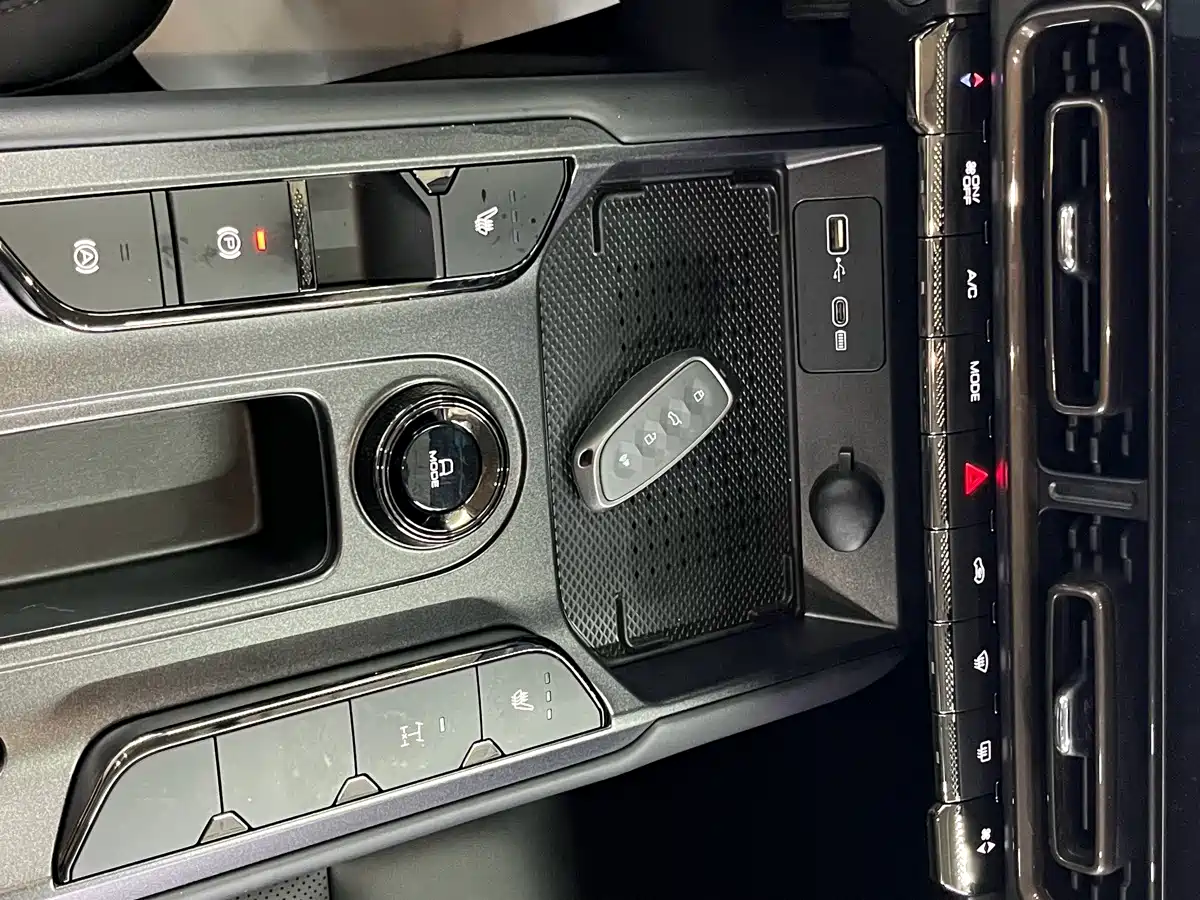 Haval Meng Long NEV 2026 2026 Hi4 200 Ultra Pilot Edition
