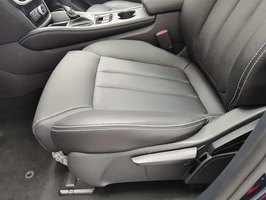 BYD Song MAX 2018 1.5T Auto Smart Connected Elite 6-Seater фото 20