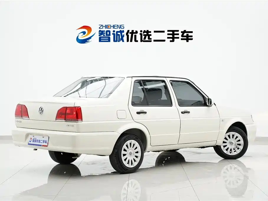 Volkswagen Jetta 2010 1.6L Partner фото 3