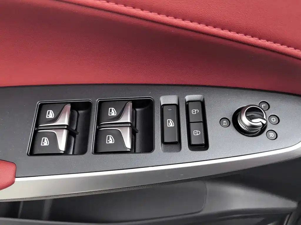Photo 9 - Changan CS75 PLUS