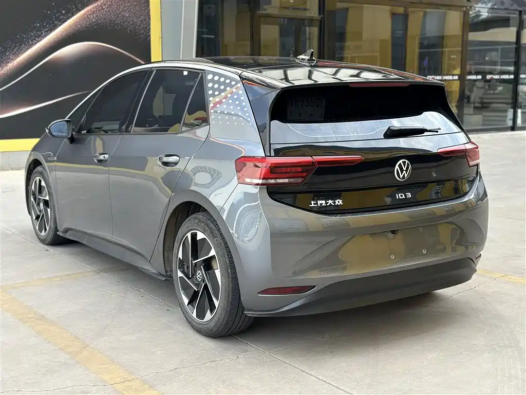 Volkswagen ID.3 2023 Upgraded Pure Intelligence Edition фото 7