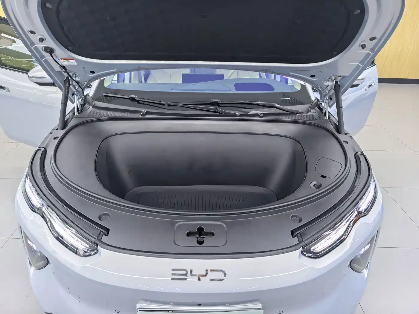 BYD Seal 08 2026