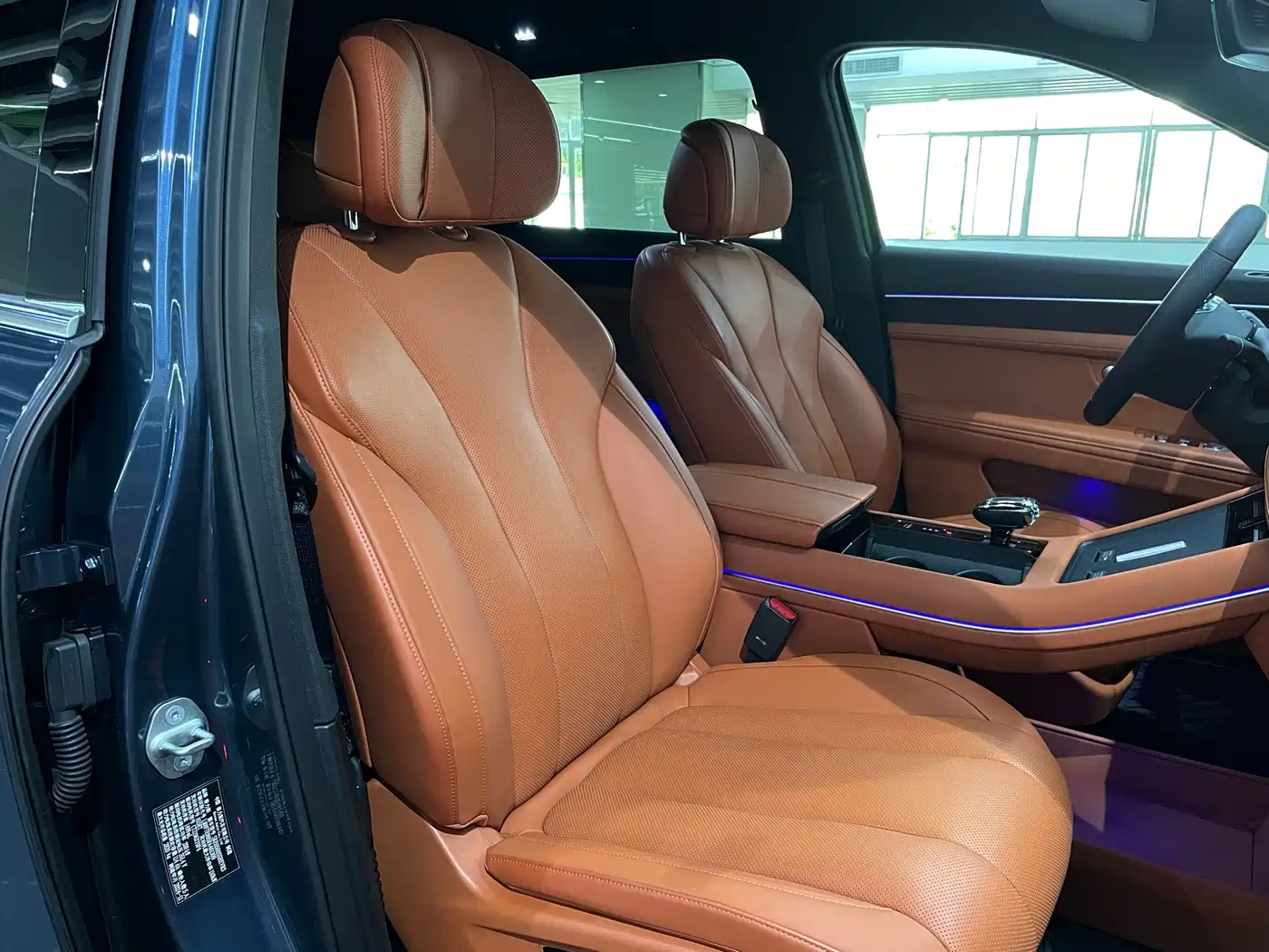 AITO Wenjie AITO M7 2024 1.5T Smart Drive RWD Ultra 5-seater фото 11