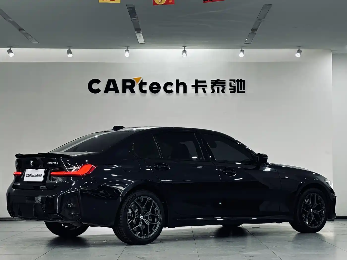 BMW 3 Series 2025 330Li M Sport Night Edition фото 5