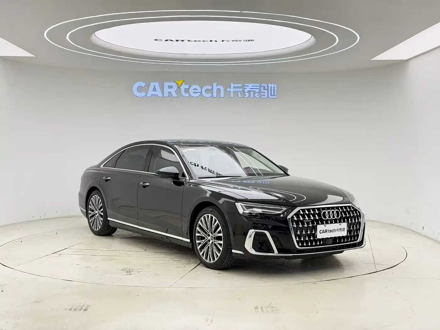 Audi A8 2024 Model A8L 50 TFSI quattro Executive фото 3
