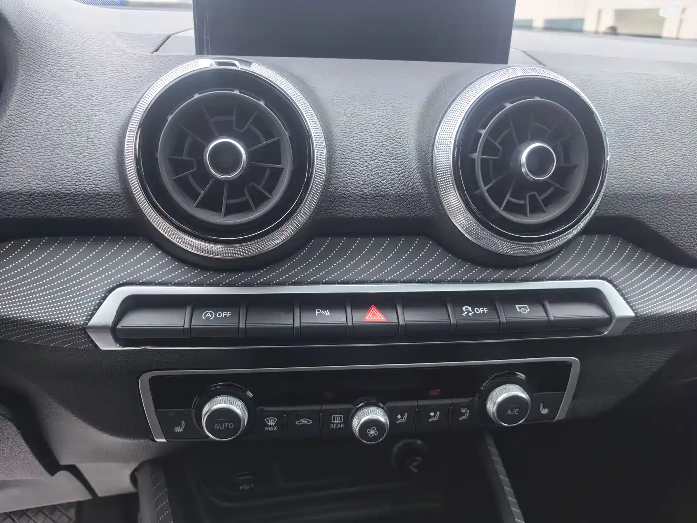 Audi Q2L 2023 35TFSI Fashion Sport фото 9