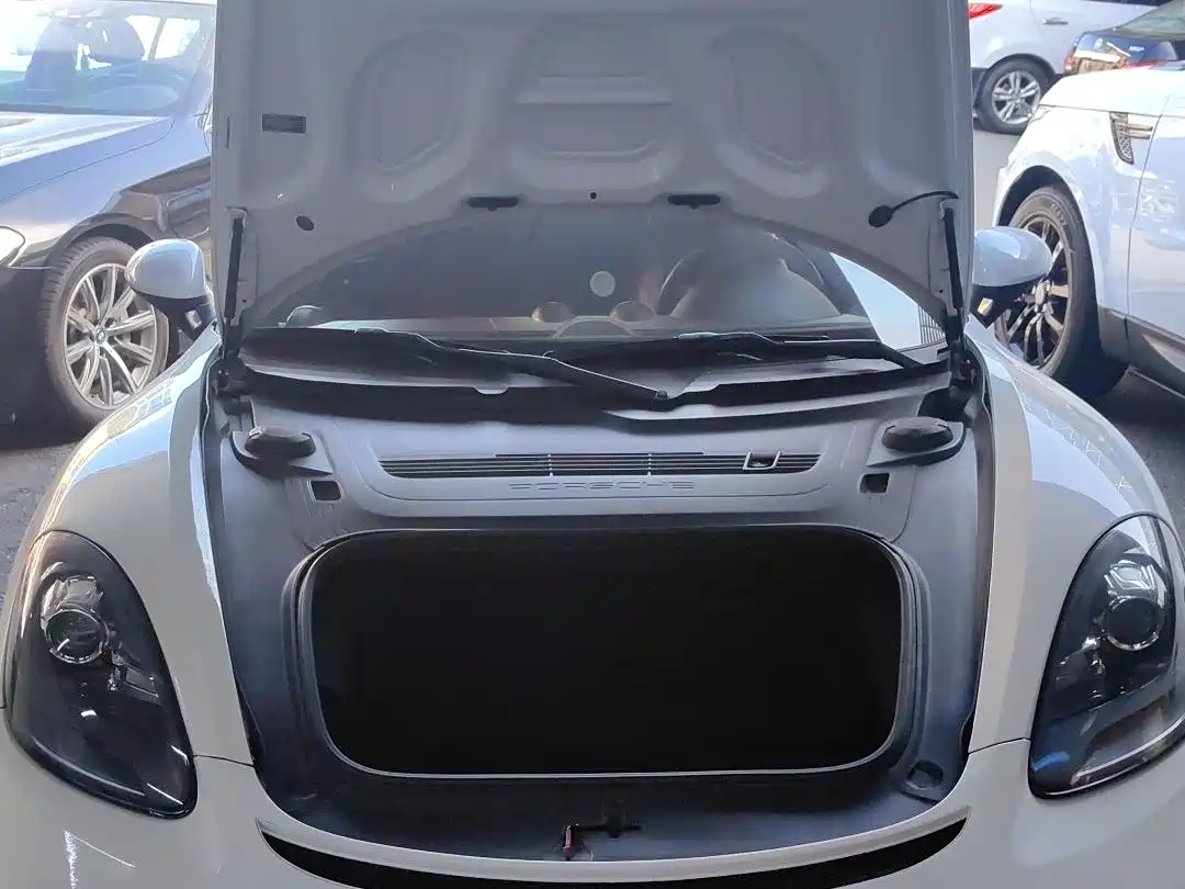Porsche 718 2016 Cayman 2.0T фото 15