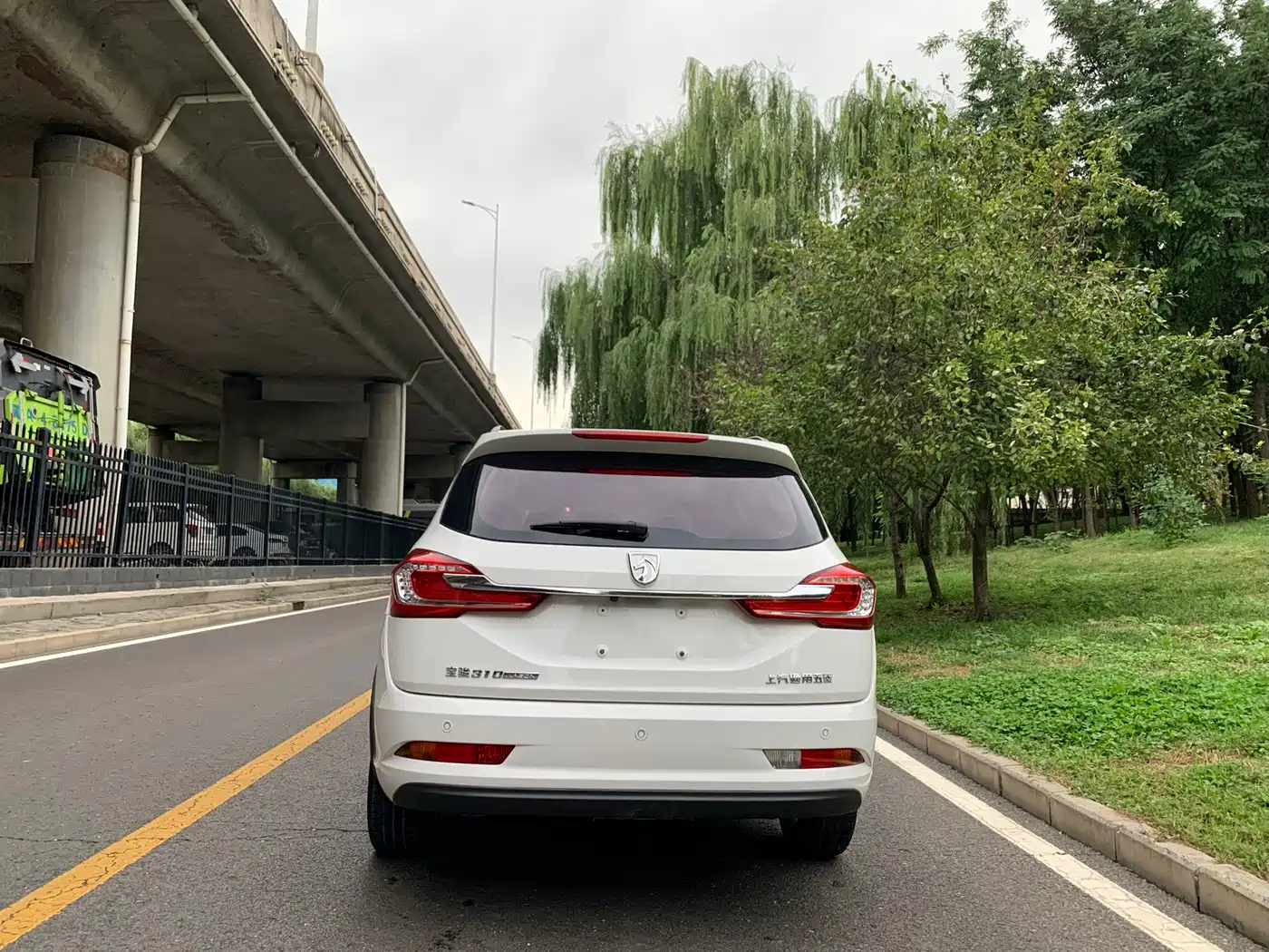 Baojun 310W 2018 2017 1.5L Manual Fashion Edition (China V)