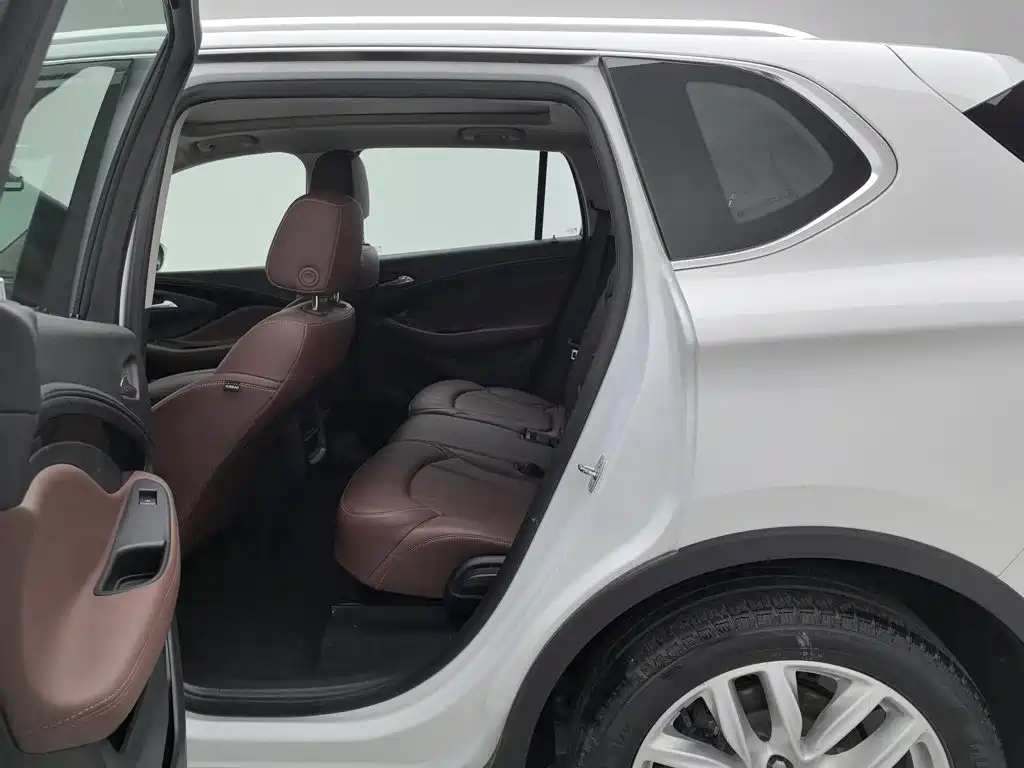 Photo 15 - Buick Envision Plus