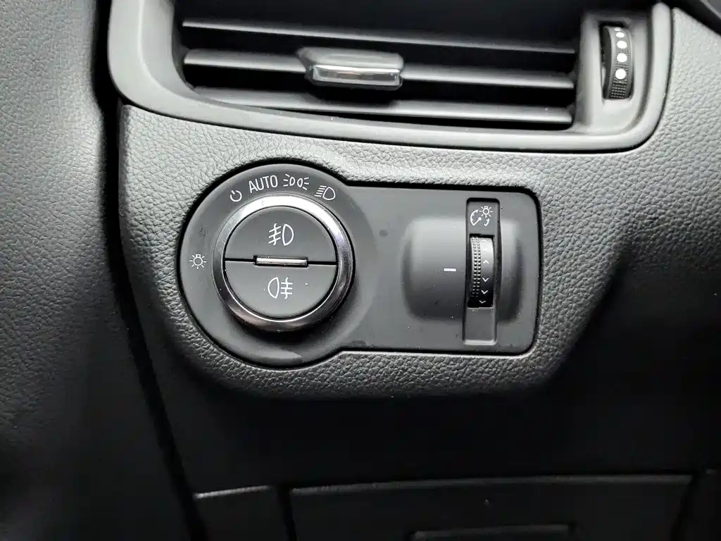 Photo 21 - Buick Envision Plus