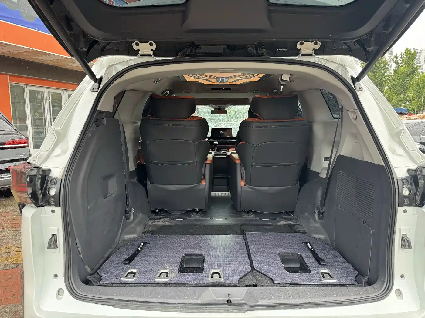 Toyota Granvia 2025 2024 2.5L Hybrid Comfort