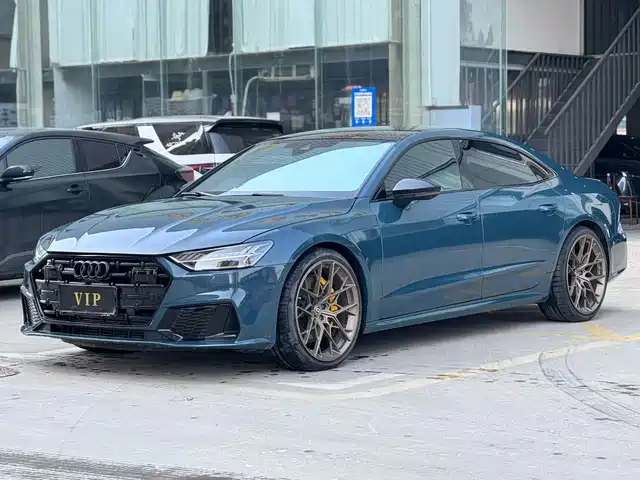 AUDI A7L