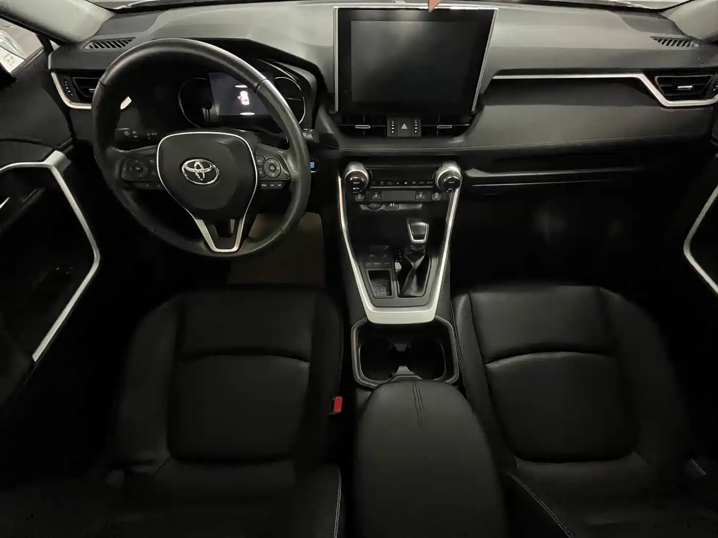 Toyota RAV4 Rongfang 2022 2.0L CVT 2WD Trend Plus Edition фото 11