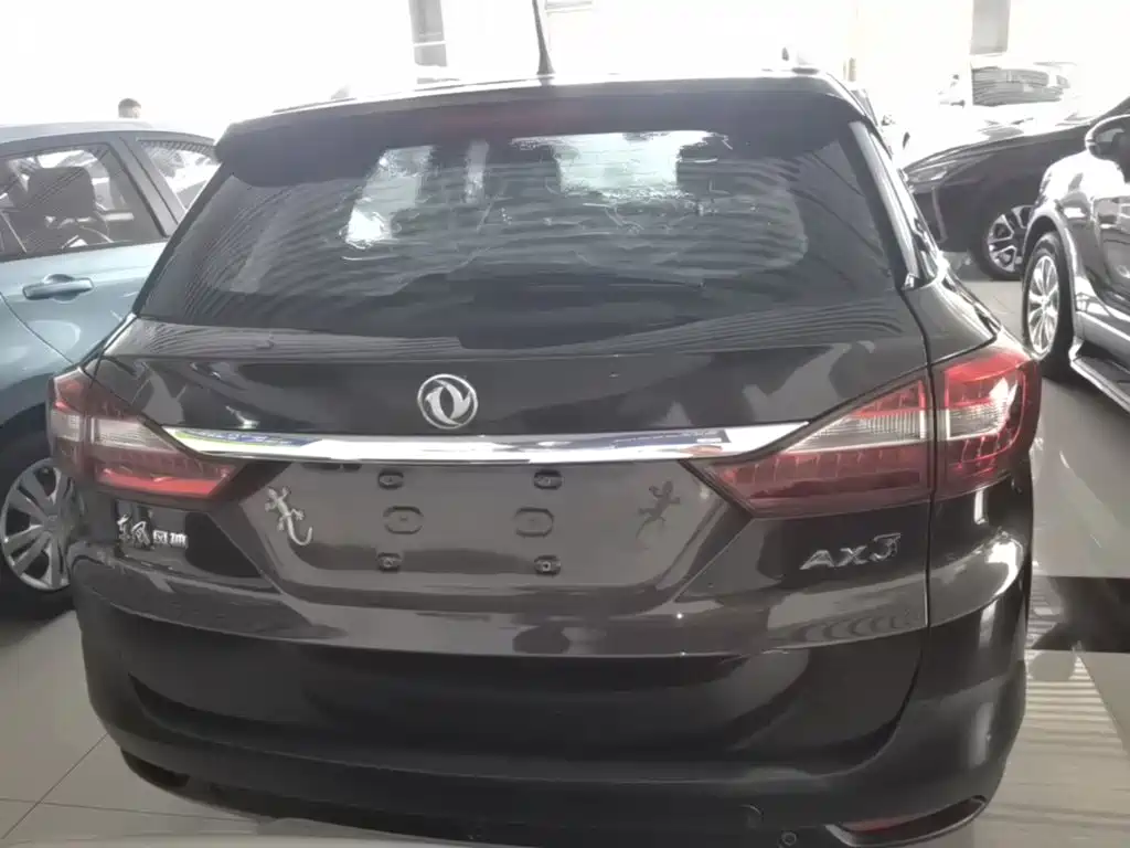 Dongfeng Aeolus Dongfeng Fengshen AX3 2017 2016 1.5L Automatic Cool Style