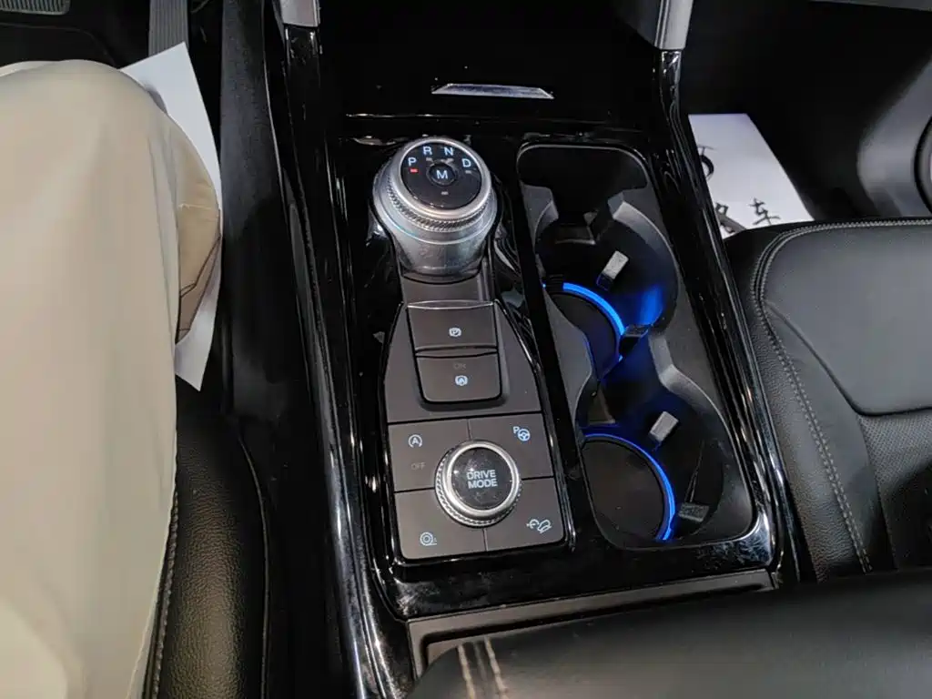 Ford Explorer 2021 2020 EcoBoost 285 AWD Titanium Edition 7-Seater