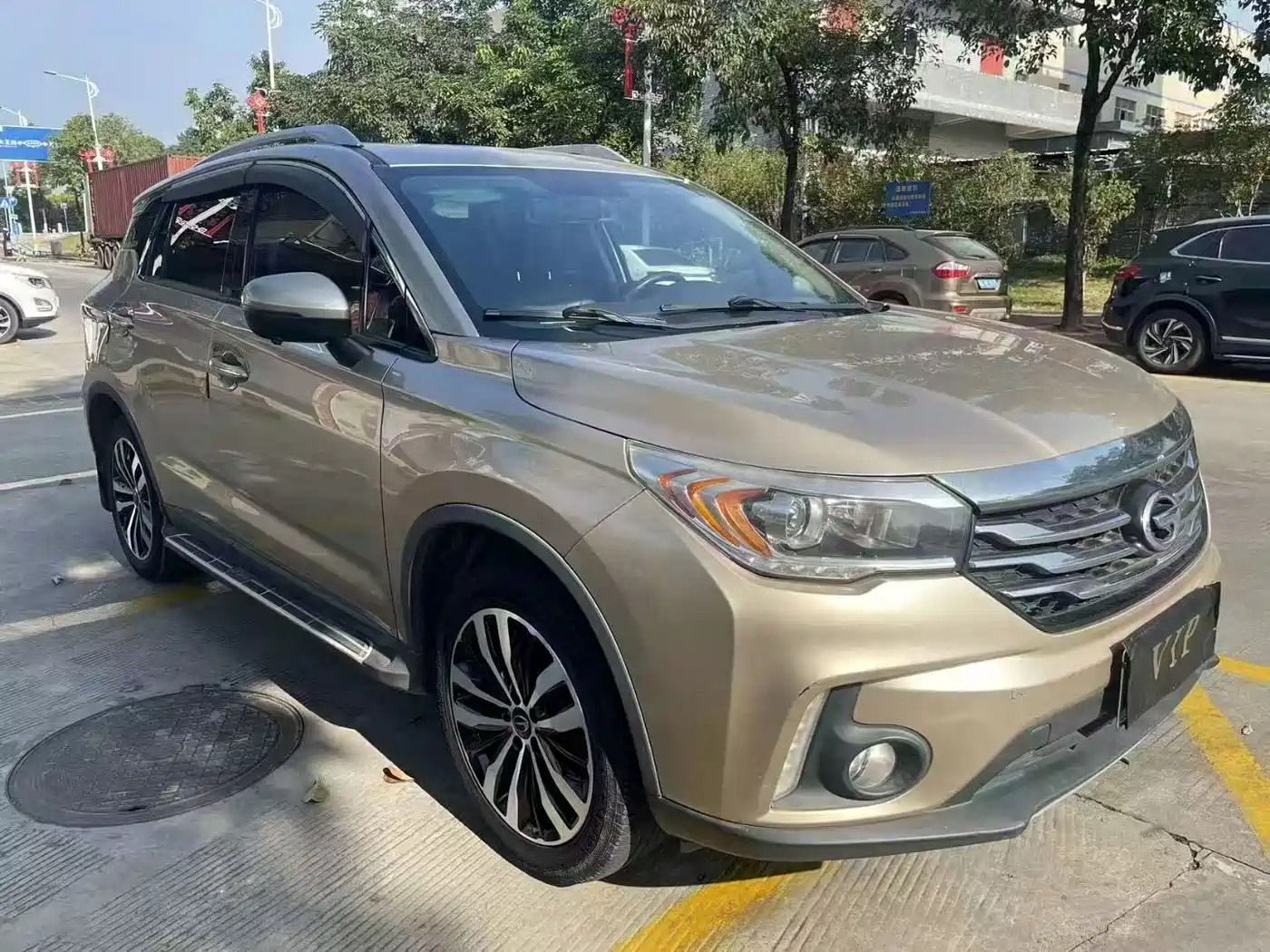 GAC Trumpchi Trumpchi GS4 2016 235T G-DCT Luxury Edition фото 3