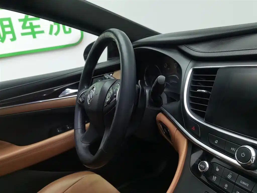 Buick LaCrosse 2016 Model 28T Elite фото 22