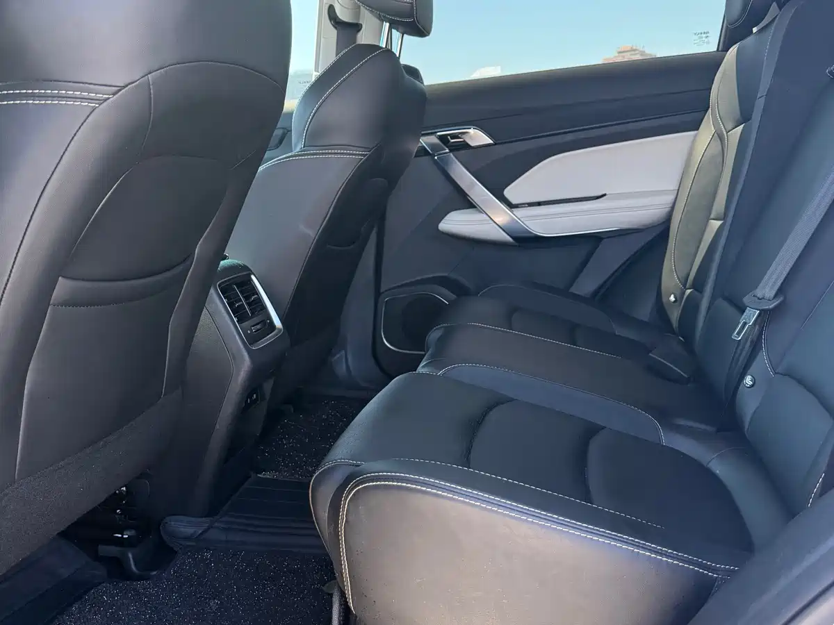 GEELY AUTOMOBILE BOYUE