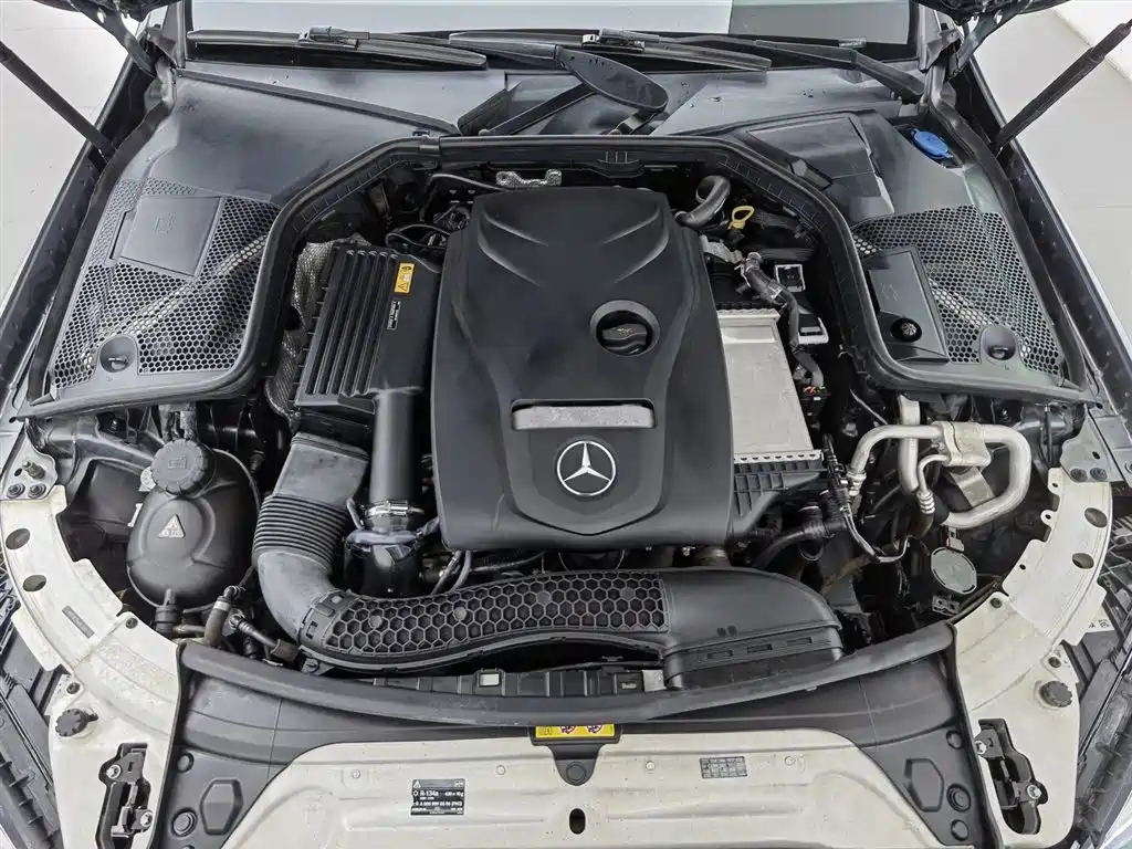Mercedes-Benz C-Class 2017 Facelift C 200 Sport Edition фото 6