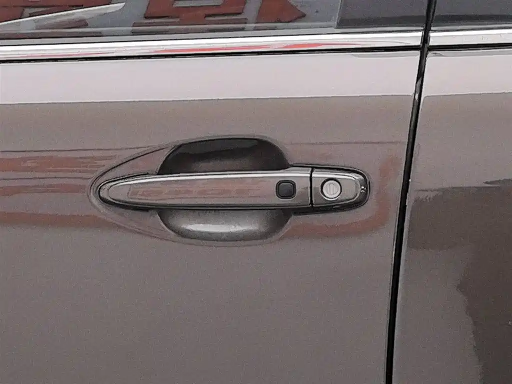 BYD S7 2017 2.0T Auto Luxury фото 18
