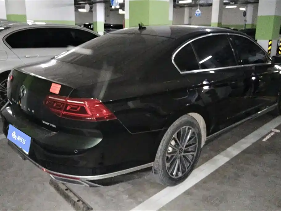 Volkswagen Magotan 2020 330TSI DSG Luxury фото 3