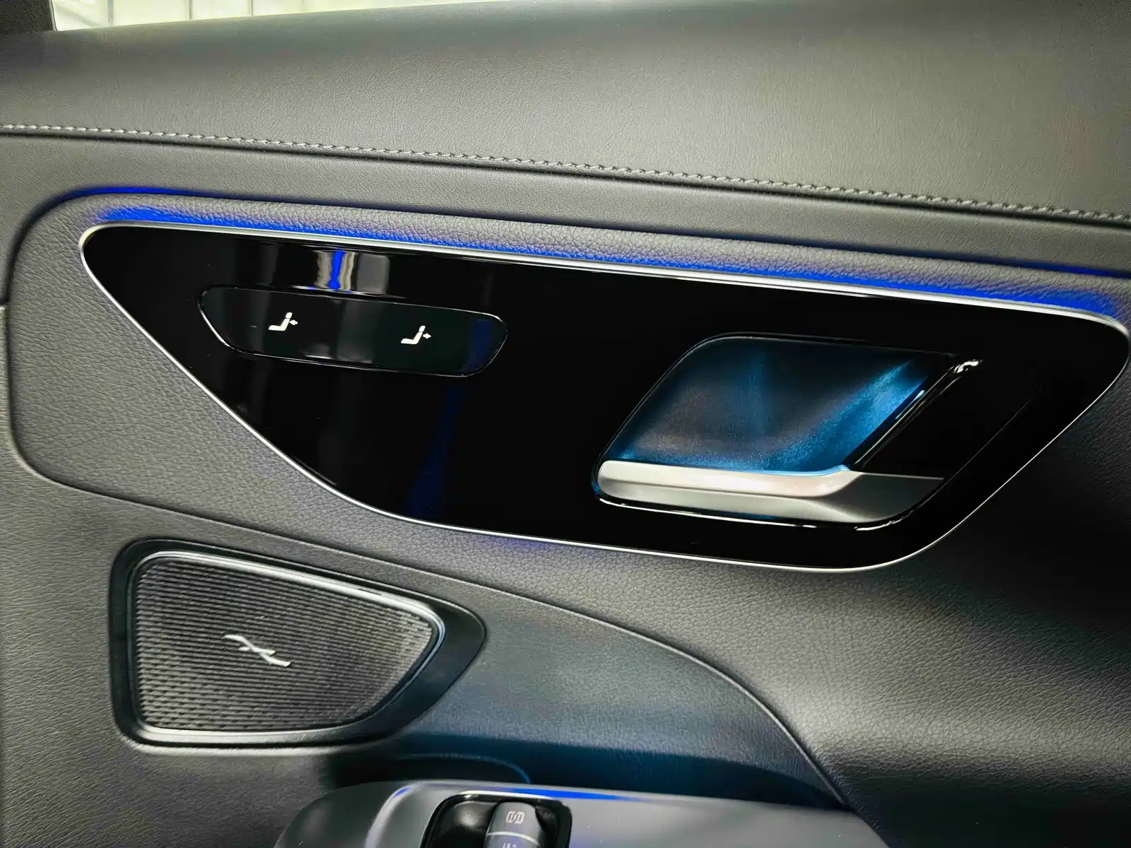 Фото 24 - Mercedes-Benz C-Class