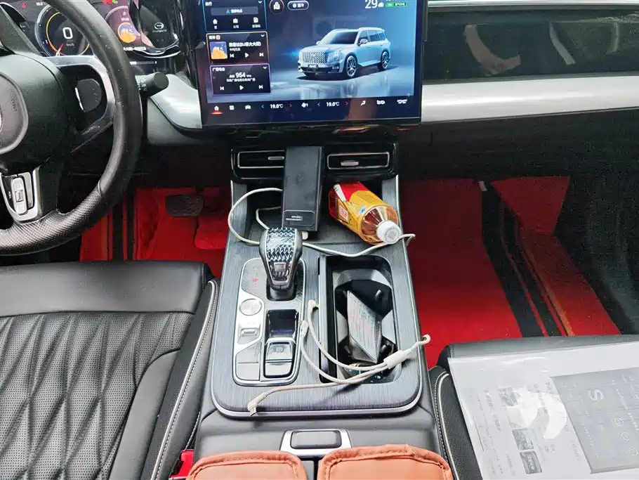 GAC Trumpchi Trumpchi GS8 2022 Pilot Series 2.0TGDI 2WD Luxury Smart Connect Edition (7-Seater) фото 15