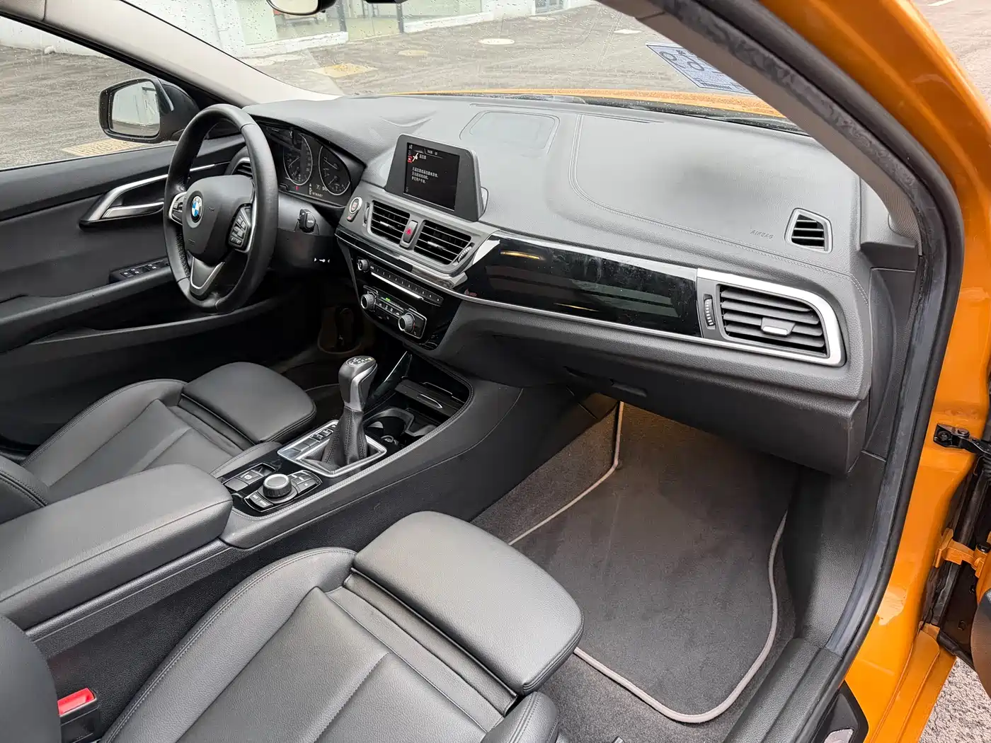 BMW 1 Series 2017 118i Sport фото 19