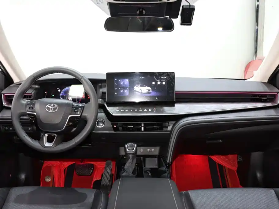Toyota Camry 2025 2024 2.0GVP Luxury Edition