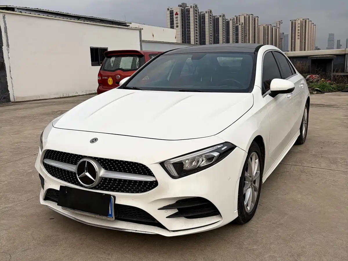 Mercedes-Benz A-Class 2019 A 200 L Sport Sedan