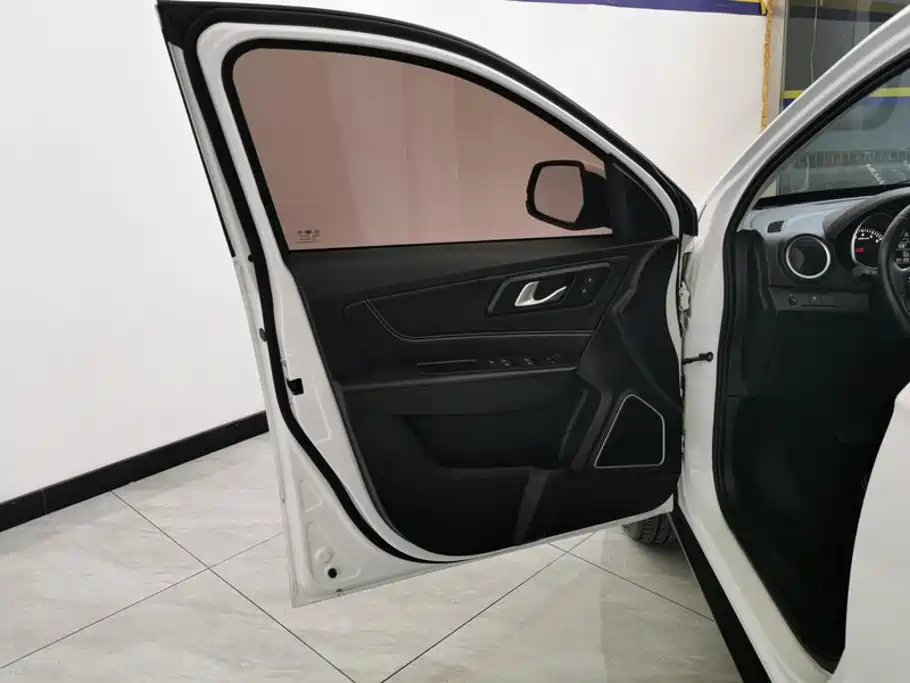 Besturn X40 2020 2019 1.6L Automatic Luxury China VI