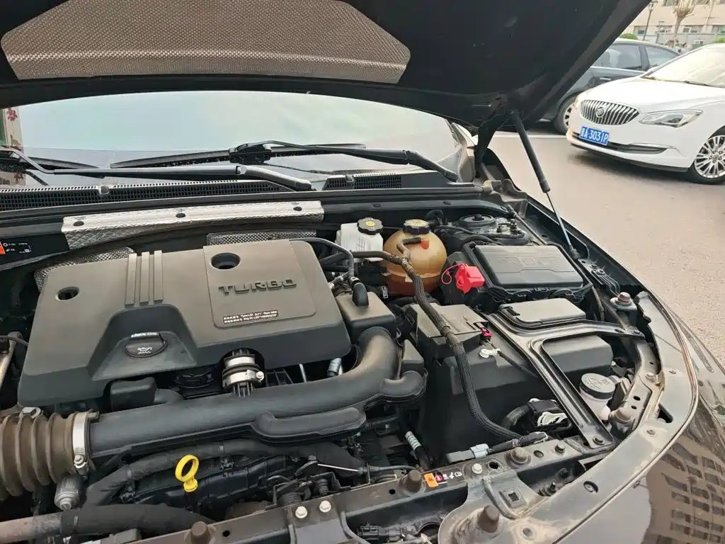 Photo 20 - Chevrolet Malibu XL