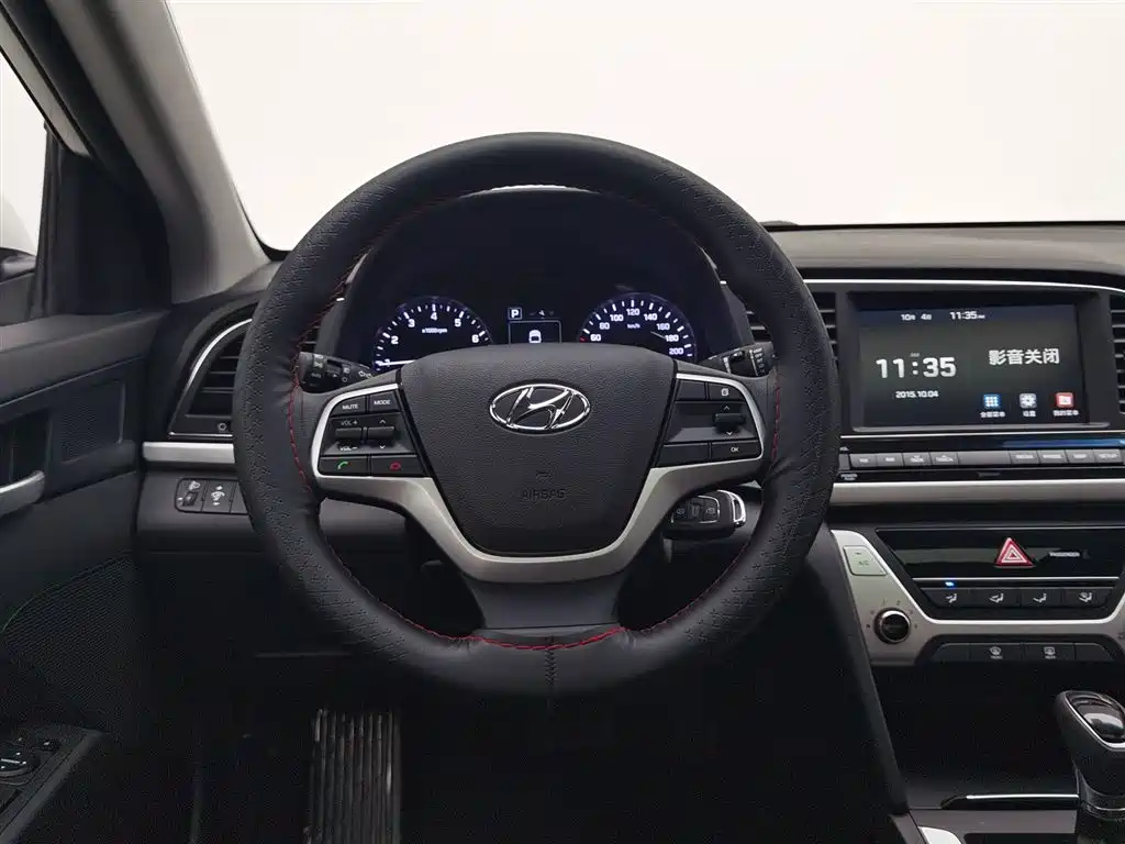 Hyundai Elantra 2016 Model 1.6L Automatic Smart Elite фото 11