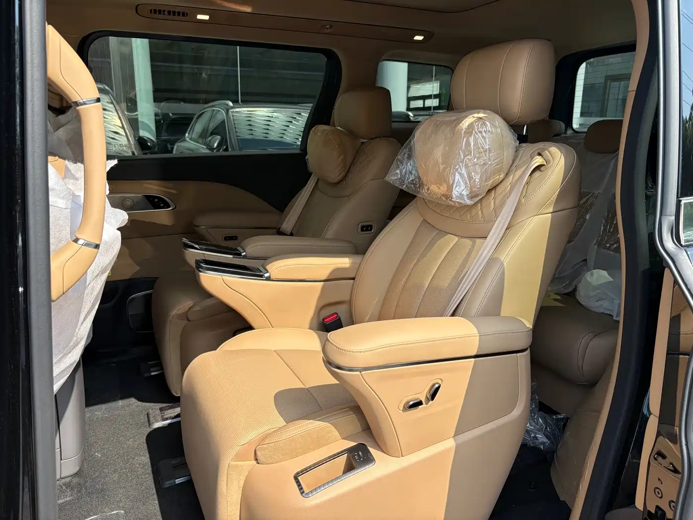 Hongqi HQ9 PHEV 2026