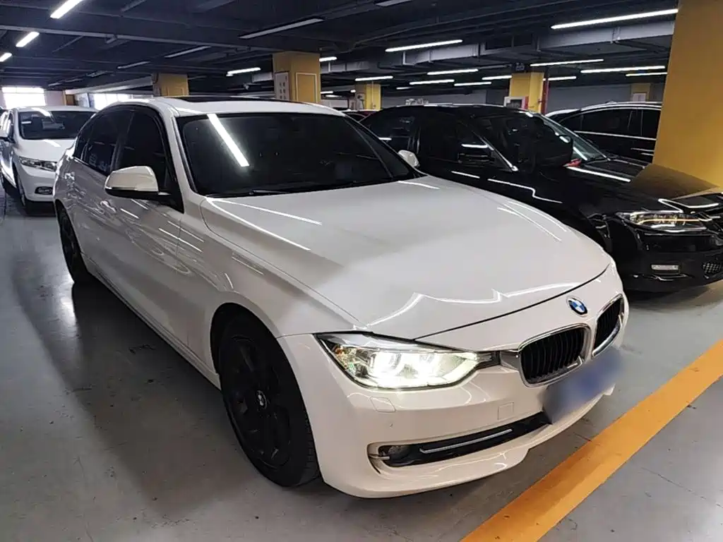 Фото 4 - BMW 3 Series