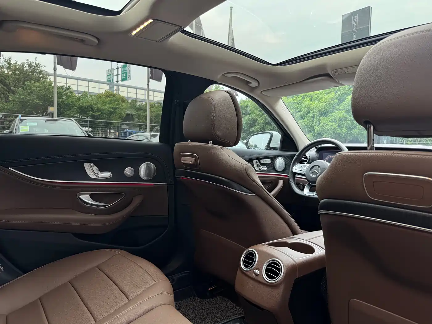 Mercedes-Benz E-Class 2019 Facelift E 300 L Sport Luxury фото 14