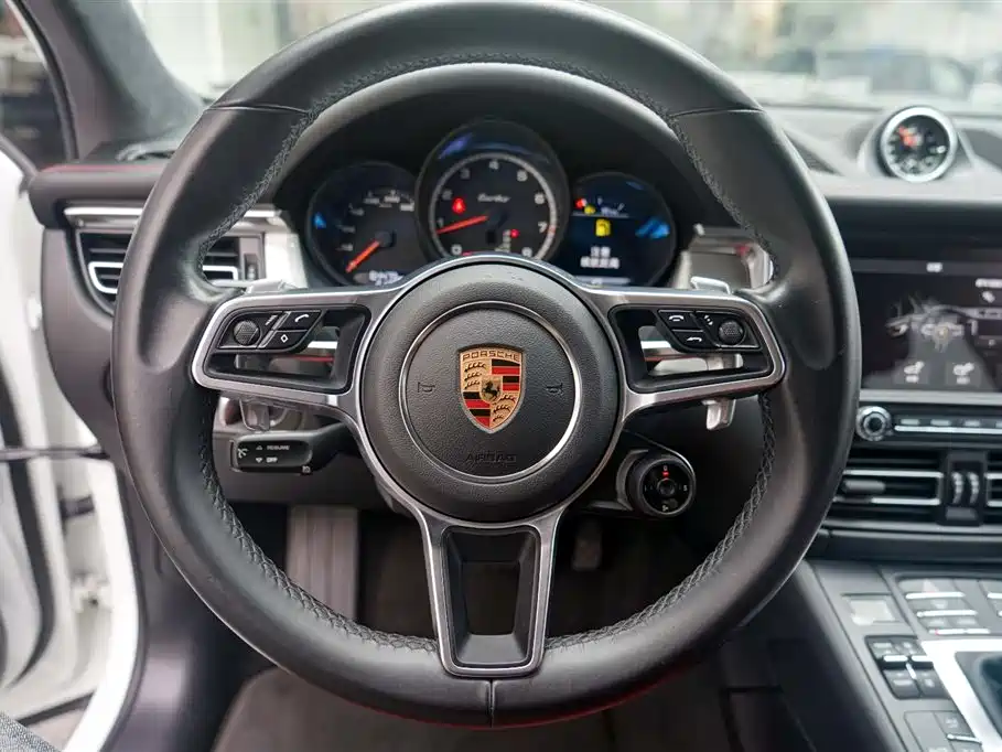 Porsche Macan 2020 Macan Turbo 2.9T фото 13