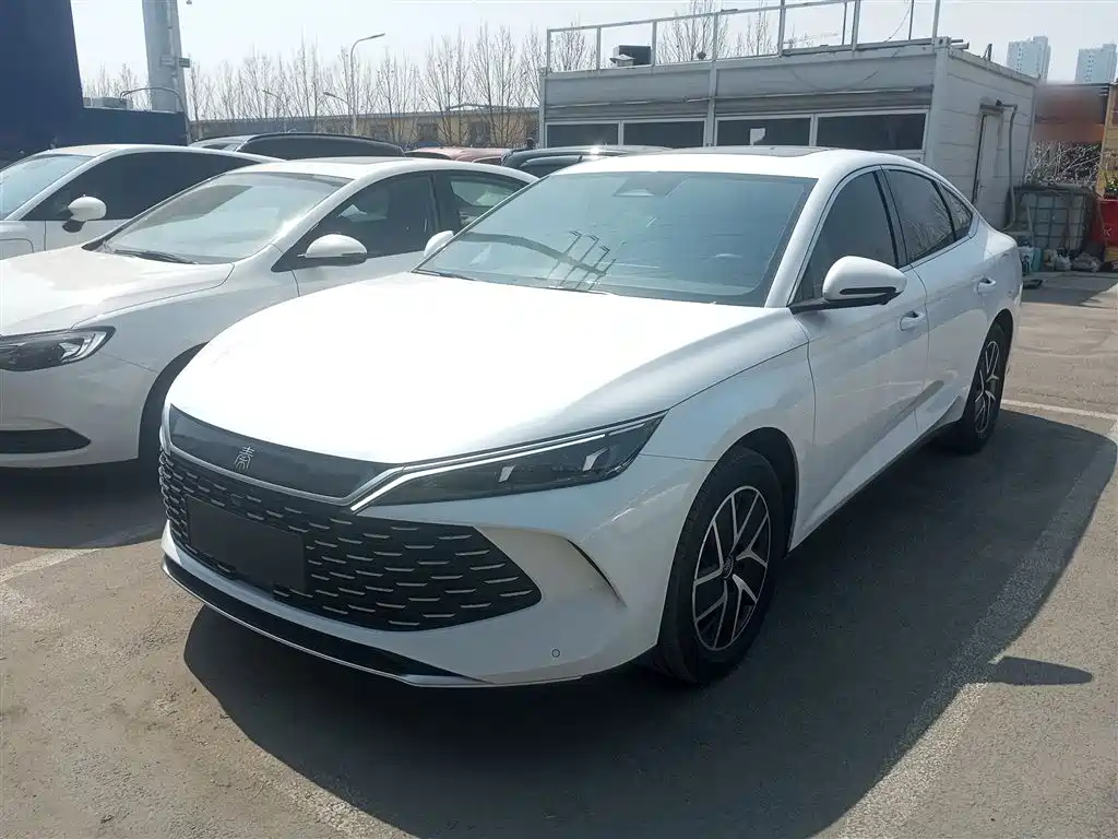 BYD Qin L 2024 DM-i 120KM Superior Edition