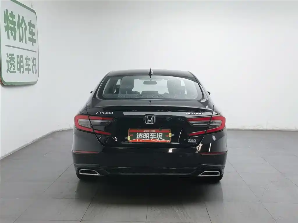 Honda Accord 2022 260TURBO Luxury Edition фото 4