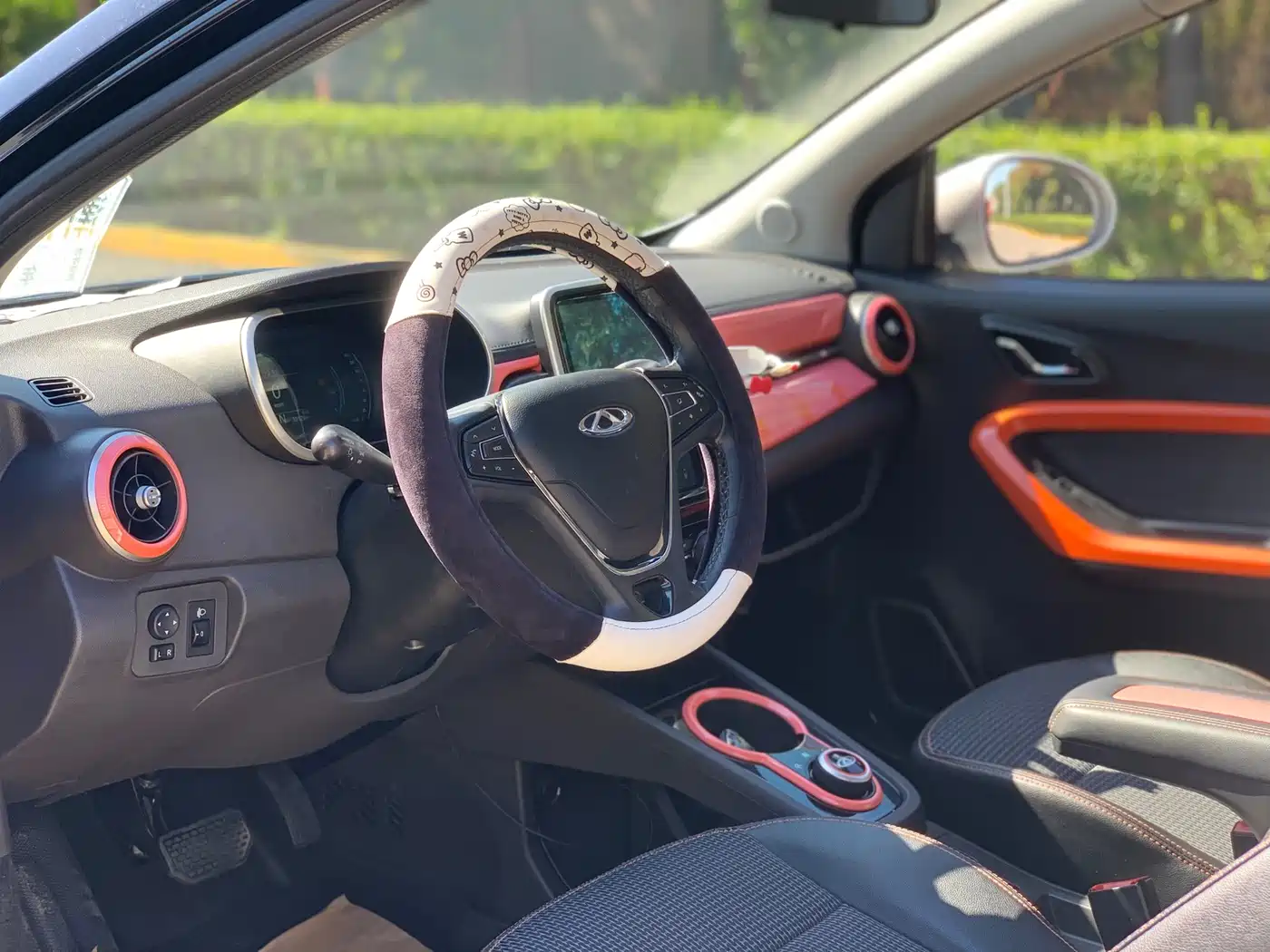 QQ New Energy Little Ant 2020 2019 4-Seater Smart Enjoy Edition 35kWh