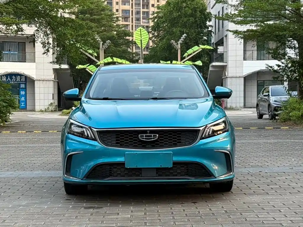 Фото 2 - Geely Binrui