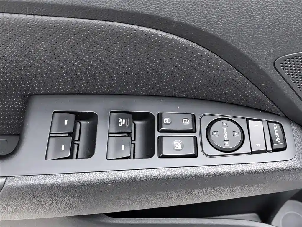 Hyundai Elantra 2019 1.4T Dual-clutch XuanDong·Vitality Type фото 9