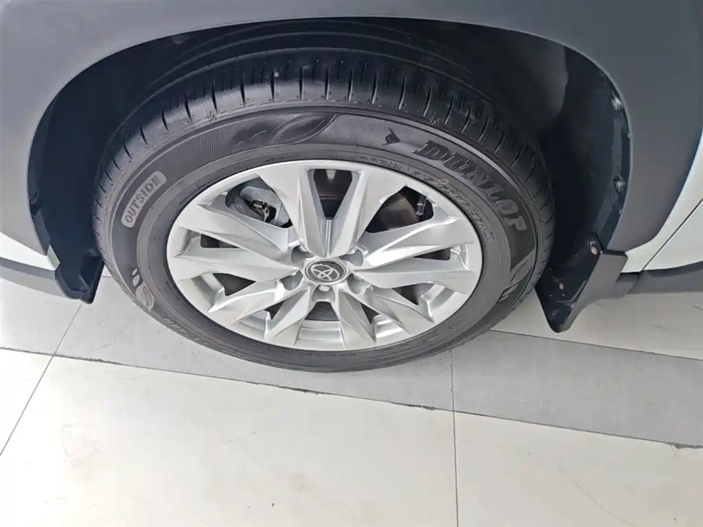 Toyota Corolla Cross 2023 2.0L Pioneer Edition фото 23