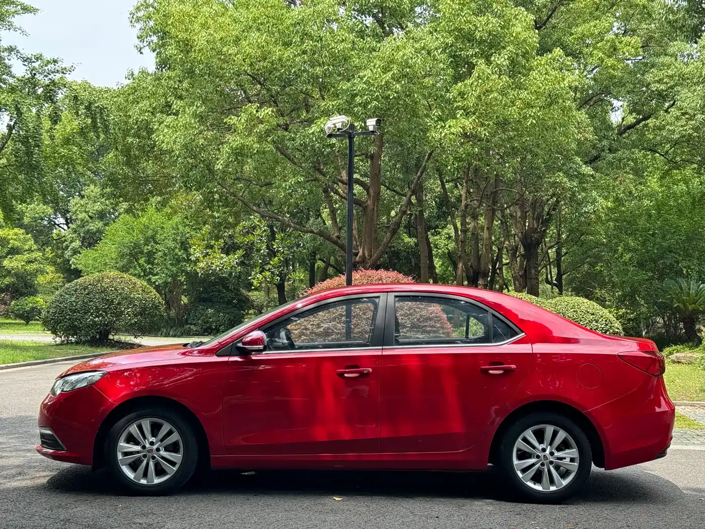 Roewe 360 2016 2015 1.5L Automatic Luxury