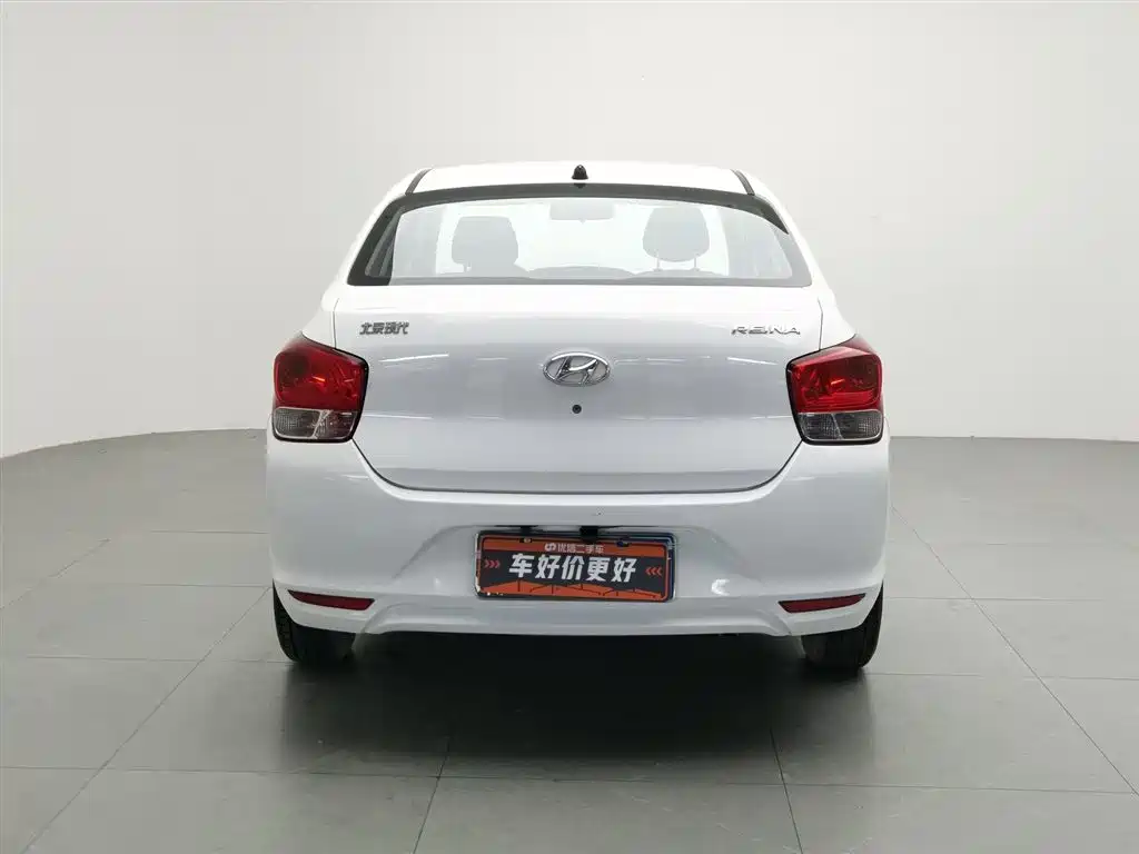 Hyundai Verna 2017 1.4L Manual Renewal Edition China VI фото 4